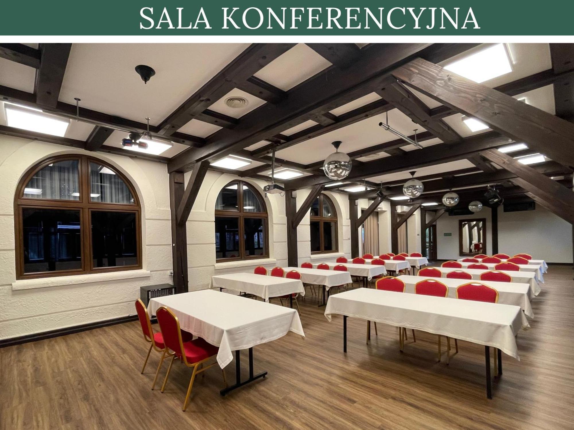 Hotel Red Ostrowiec Swietokrzyski Luaran gambar
