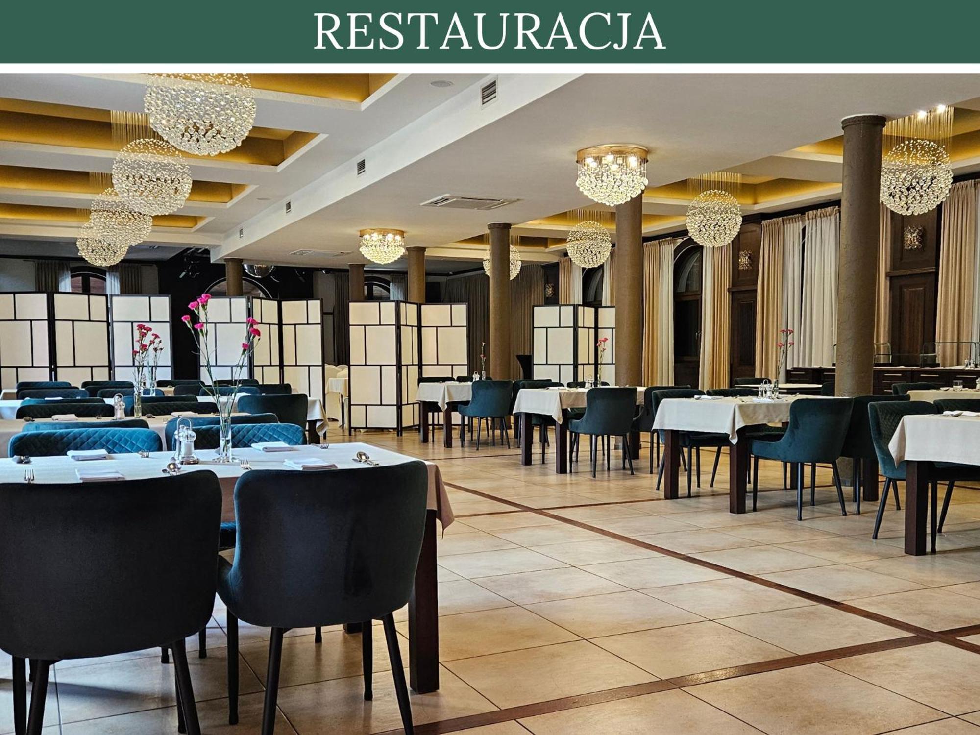 Hotel Red Ostrowiec Swietokrzyski Luaran gambar